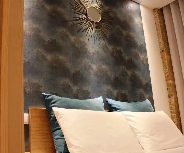 Almar * 波瓦－迪瓦尔津